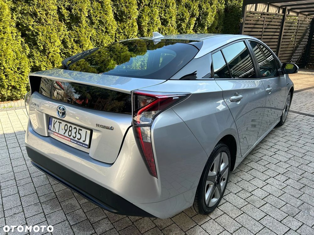 Toyota Prius - 9