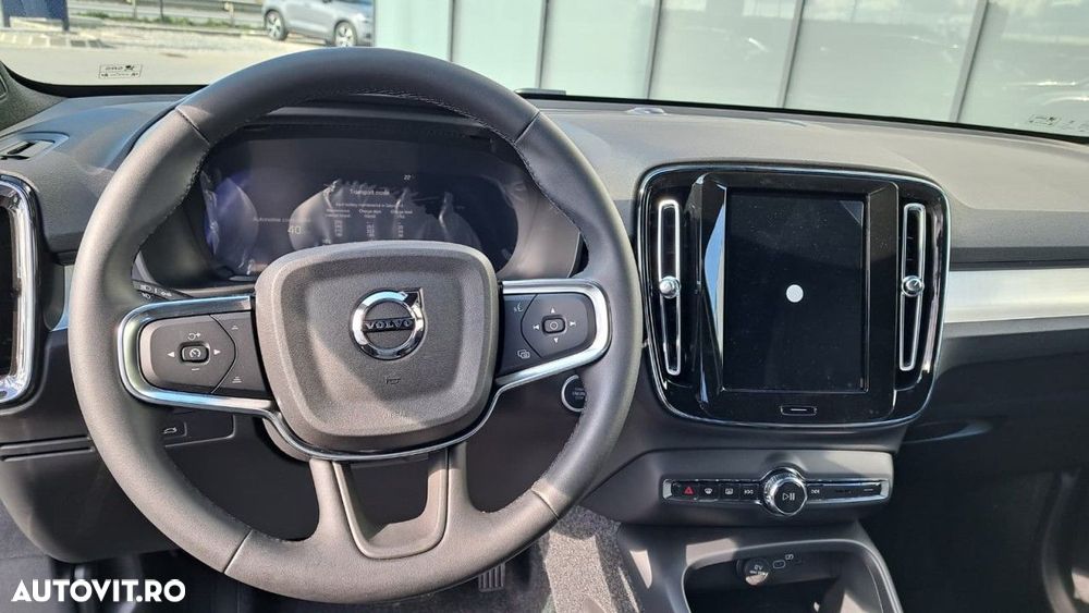 Volvo XC 40 B3 AT FWD MHEV Core - 11