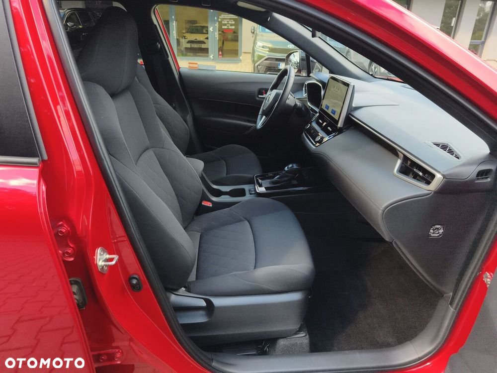 Toyota Corolla Cross - 10