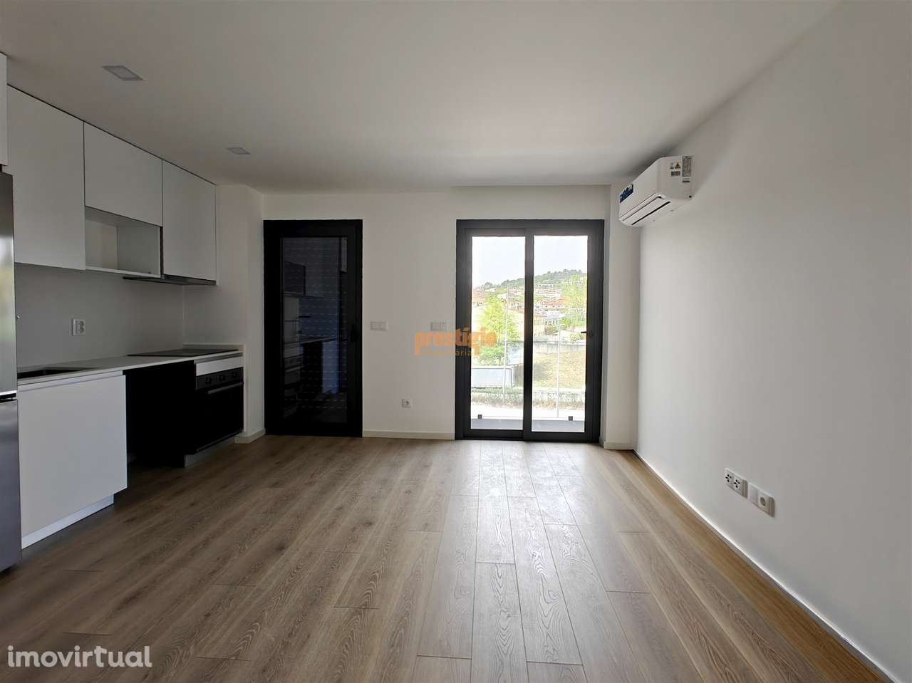 Apartamento T1 Arrendamento em Este (São Pedro e São Mamede),Braga - Grande imagem: 3/15