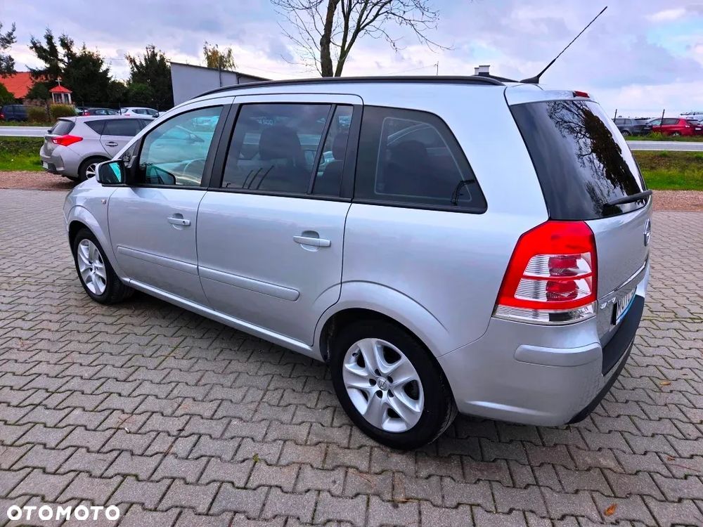 Opel Zafira 1.8 Active - 15