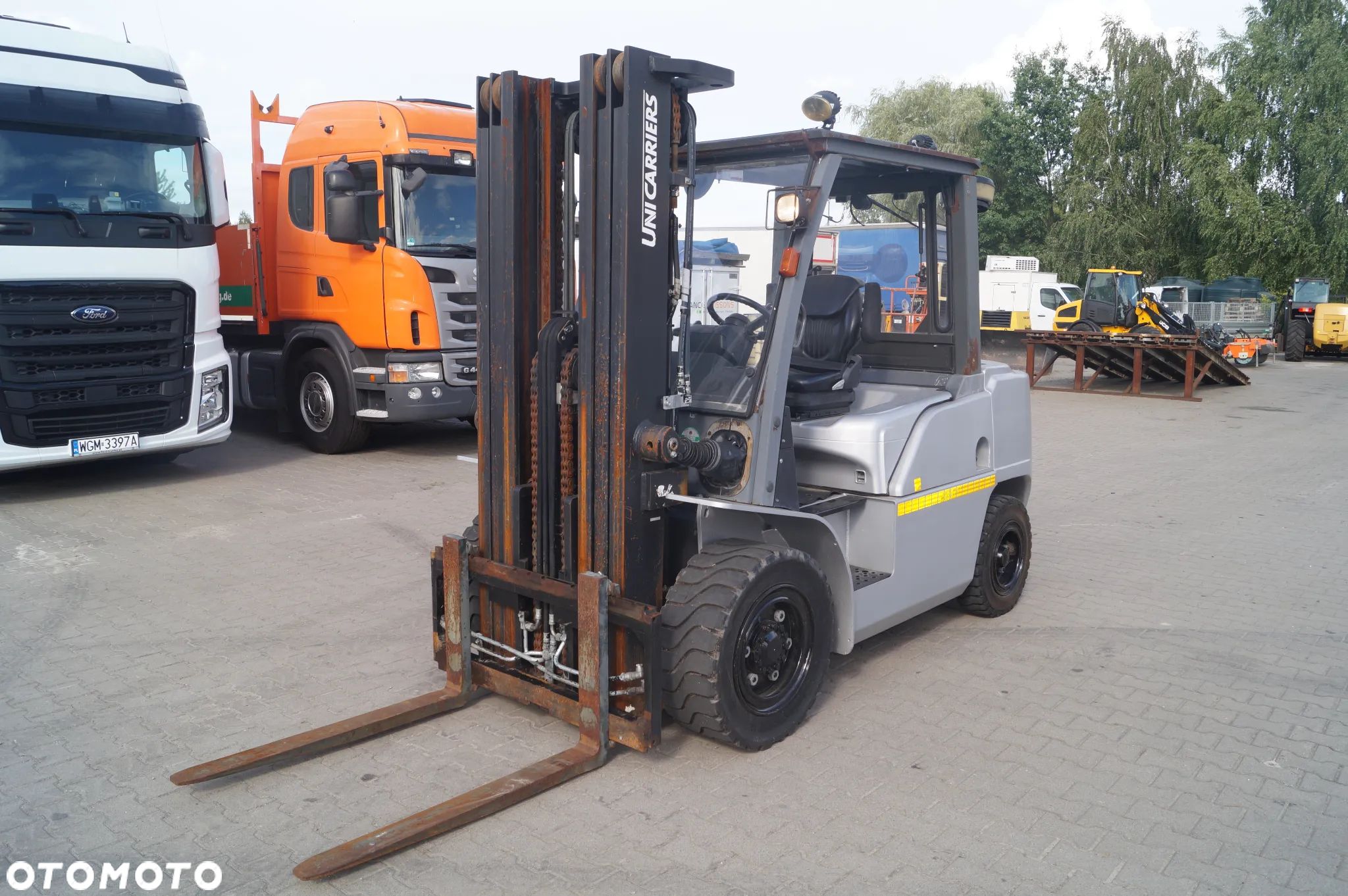 Nissan Wózek widłowy 4.5 tony udźwigu - 1