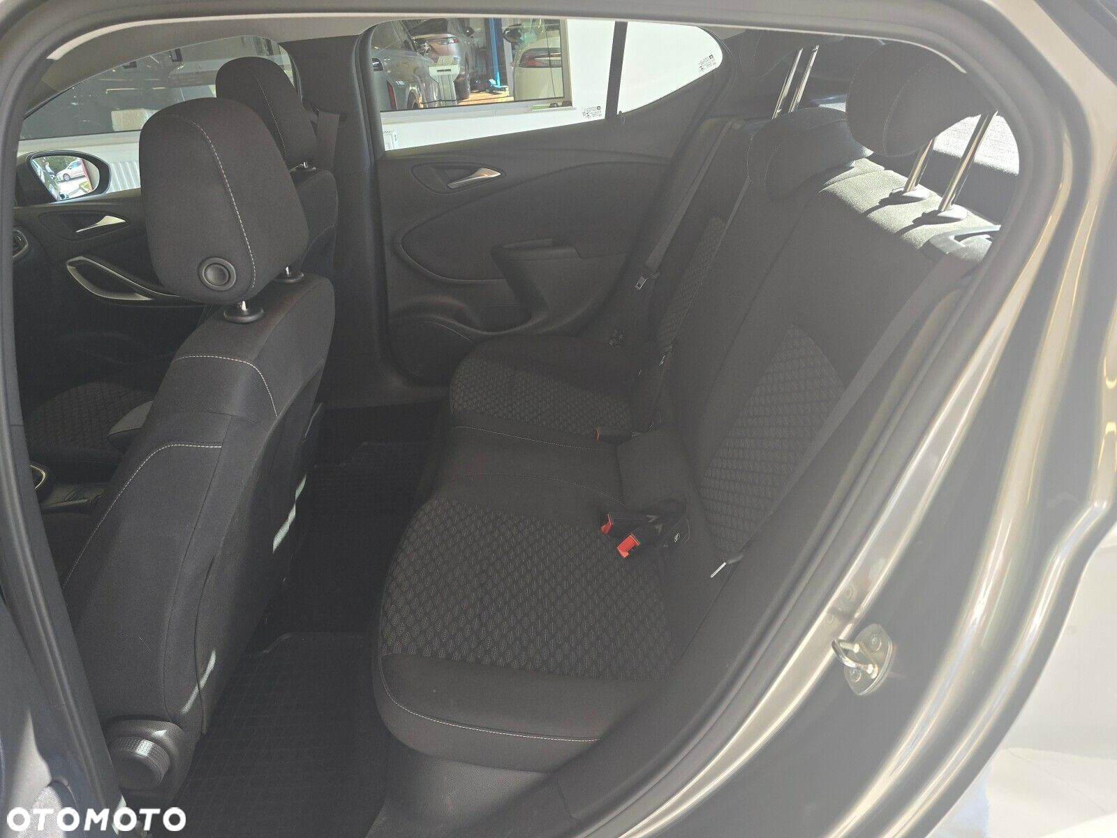 Opel Astra - 11