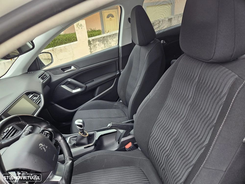 Peugeot 308 1.6 BlueHDi Allure - 12