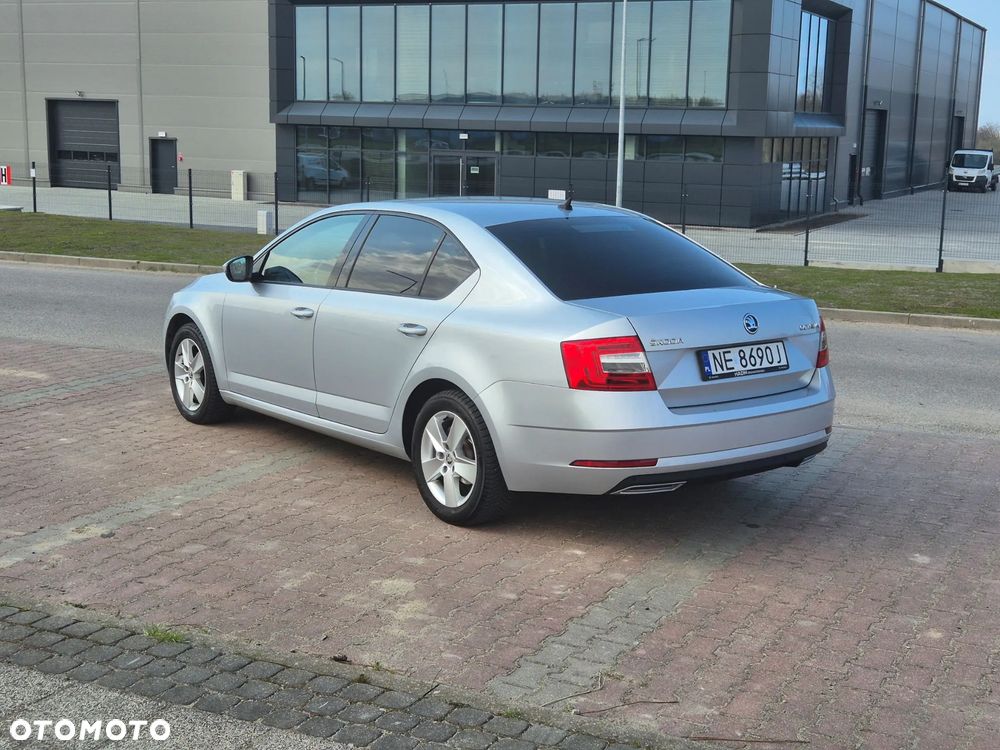 Skoda Octavia 1.6 TDI SCR Ambition - 7