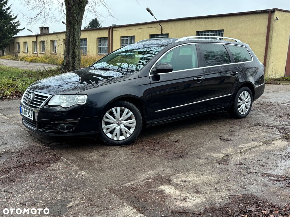Volkswagen Passat 2.0 TDI DPF BlueMotion Technology Highline - 37