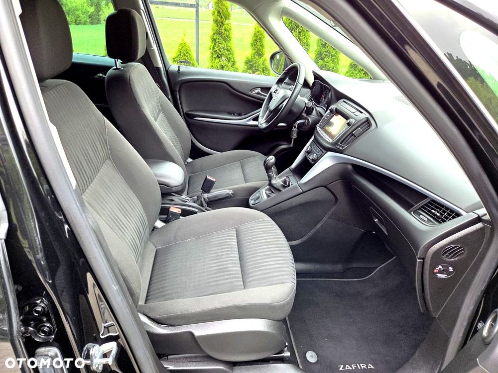 Opel Zafira - 17