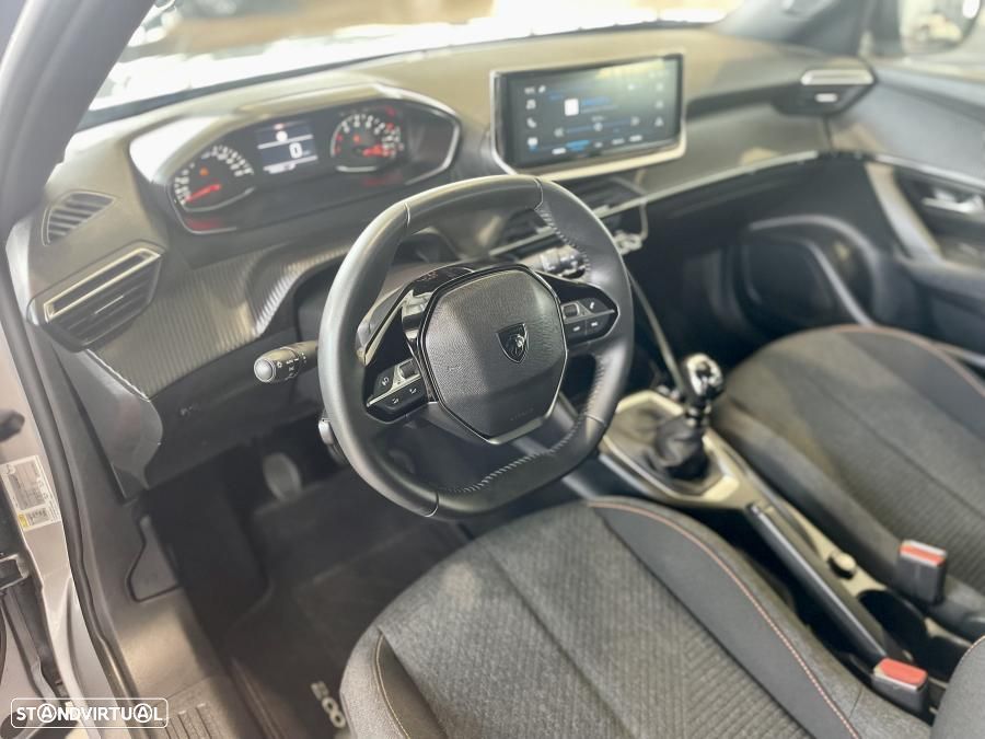 Peugeot 2008 1.2 PureTech Style - 10