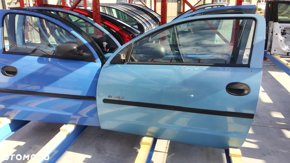 Opel Corsa C Drzwi Lewy Prawy Przód - 1