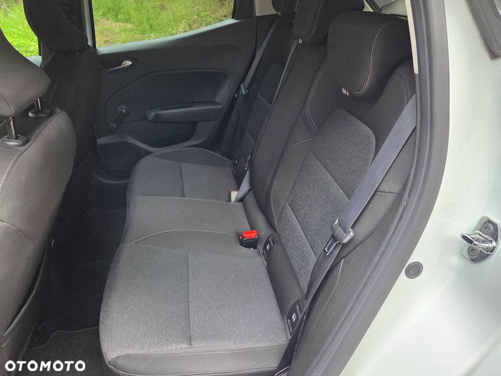 Renault Clio - 17