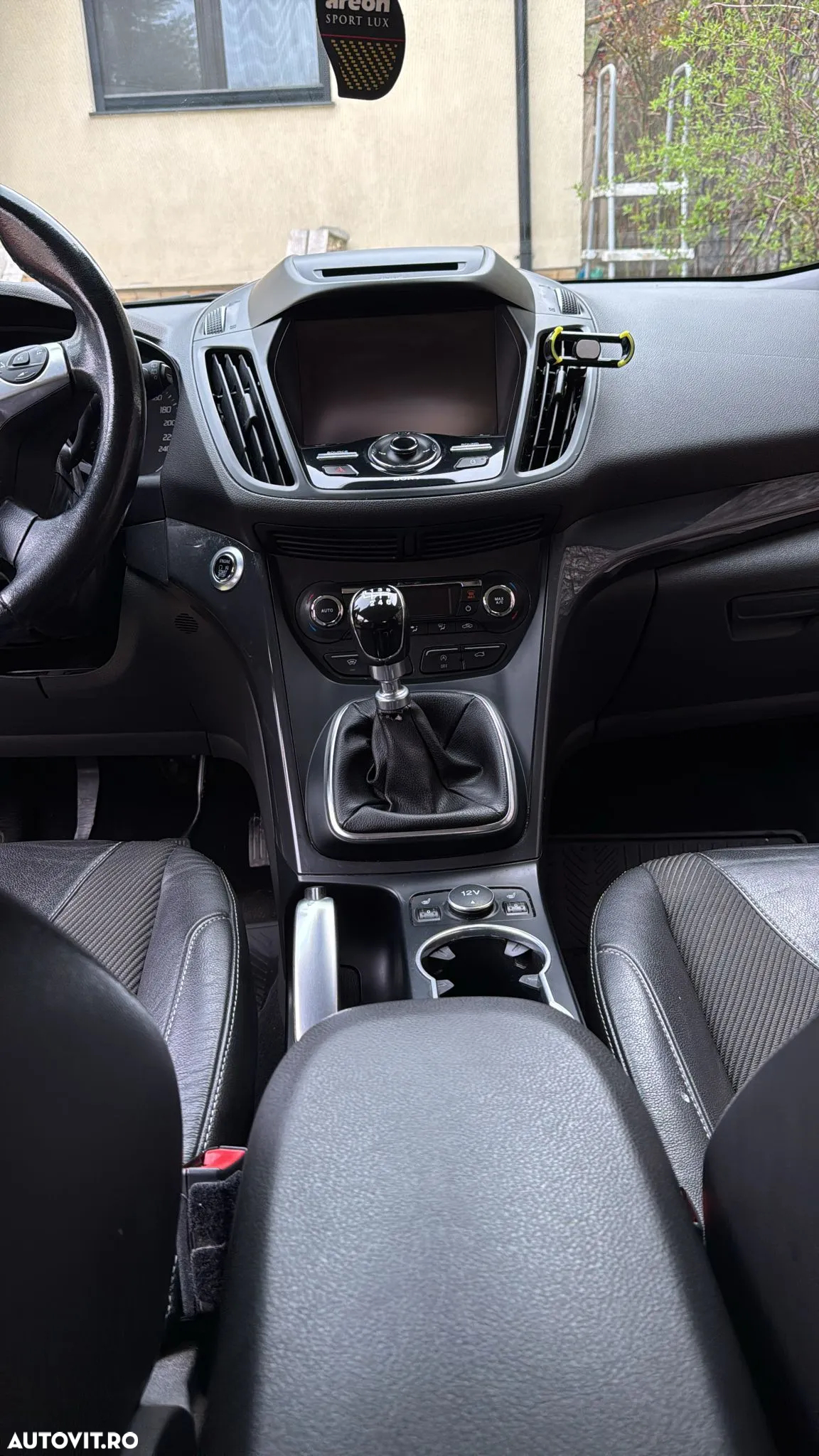 Ford Kuga - 3