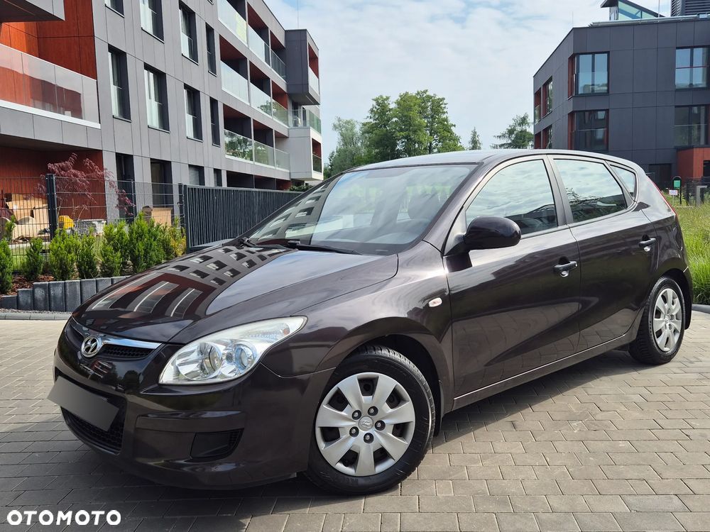 Hyundai i30 1.4 Comfort - 1