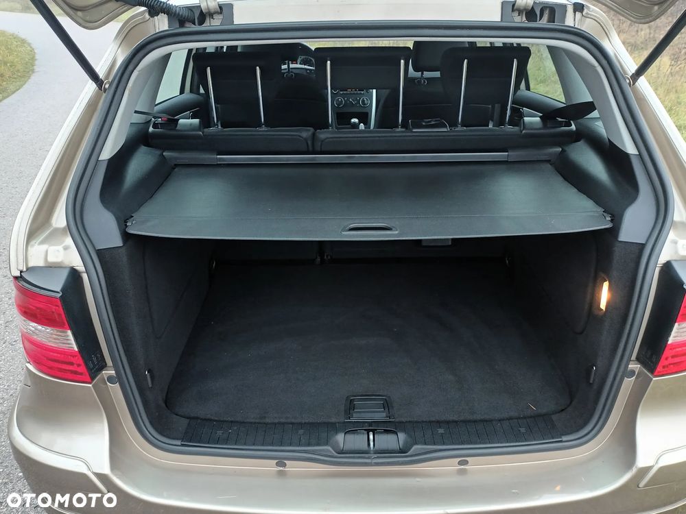 Mercedes-Benz Klasa B 170 Special Edition - 31