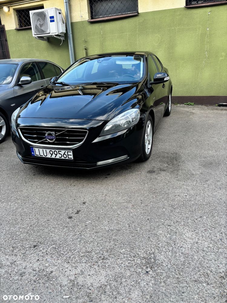 Volvo V40 D2 Momentum - 16