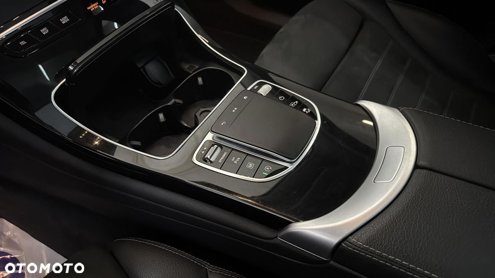 Mercedes-Benz GLC 200 d 4-Matic Business Edition - 16