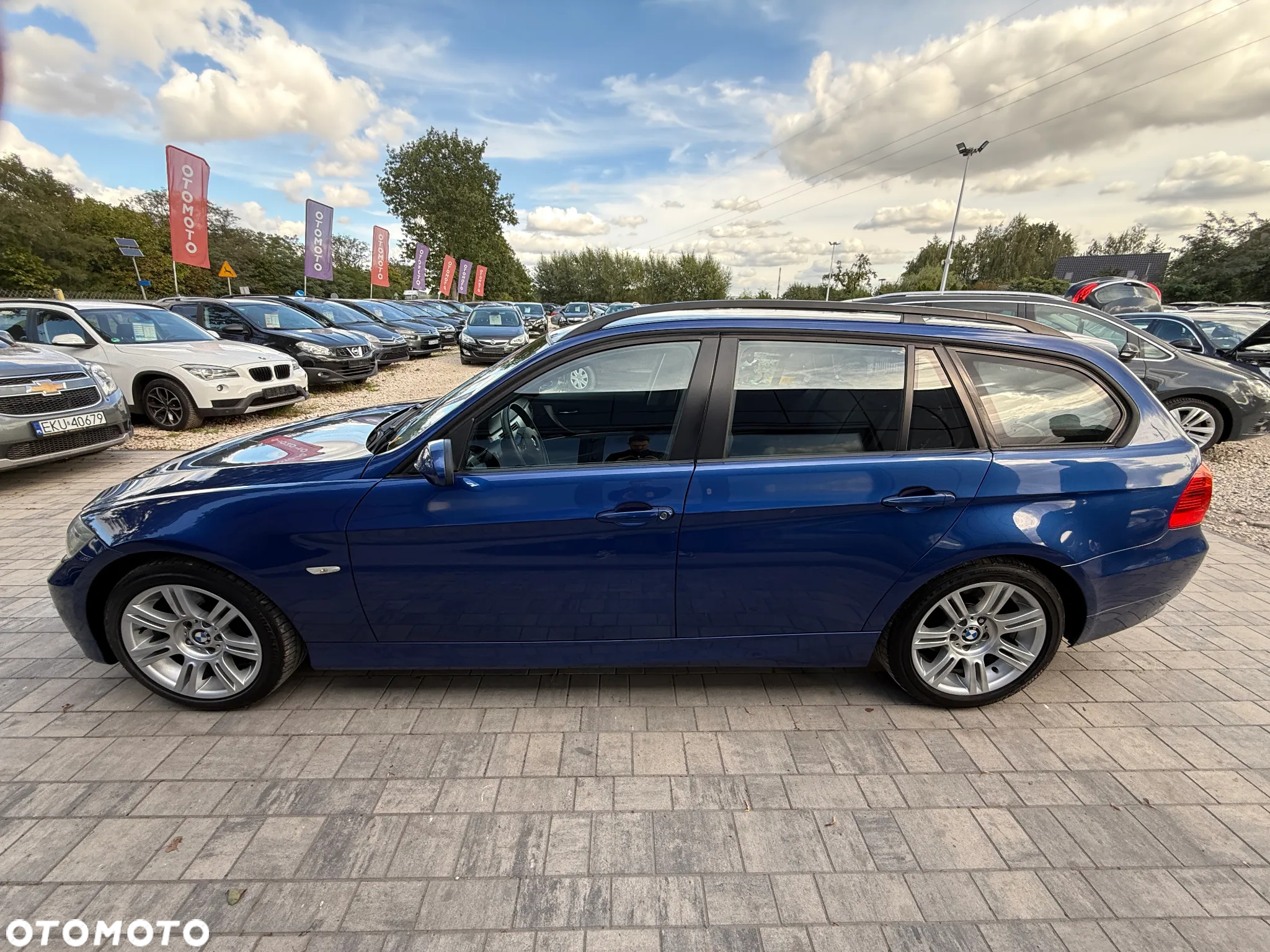BMW Seria 3 320i Touring Edition Sport - 28