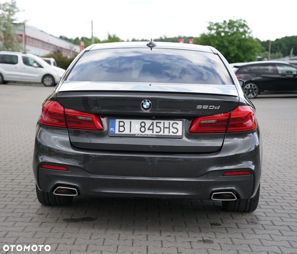 BMW Seria 5 - 11