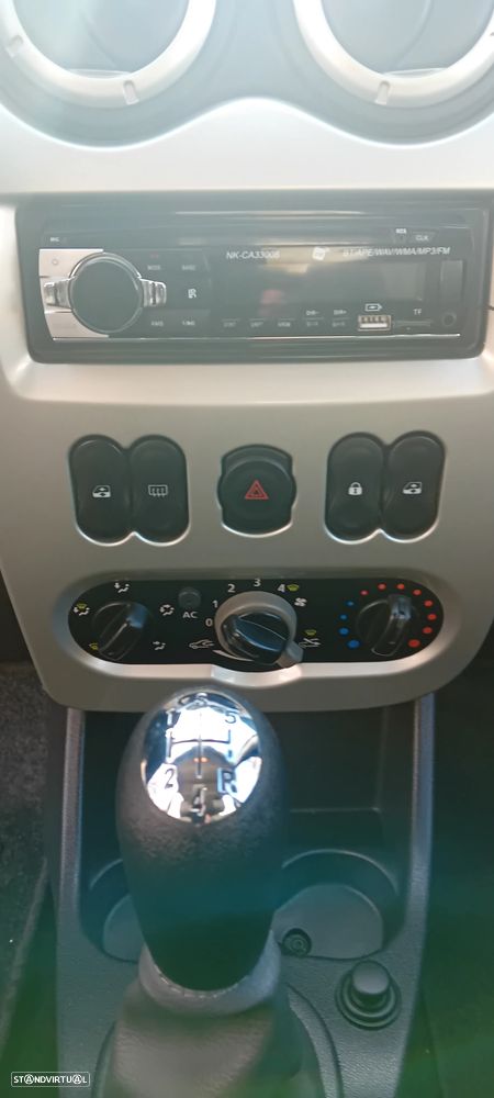 Dacia Sandero 1.2 16V Comfort - 7