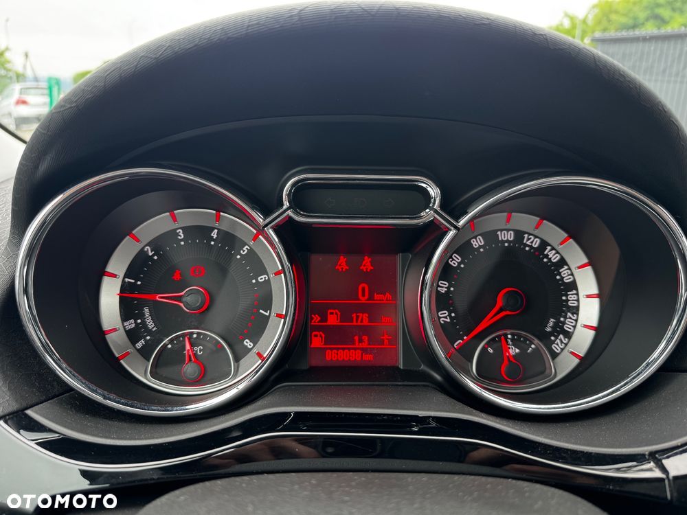 Opel Adam 1.4 White Link - 15