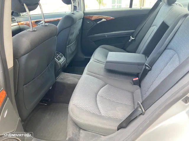 Mercedes-Benz E 220 CDi Elegance Aut. - 9