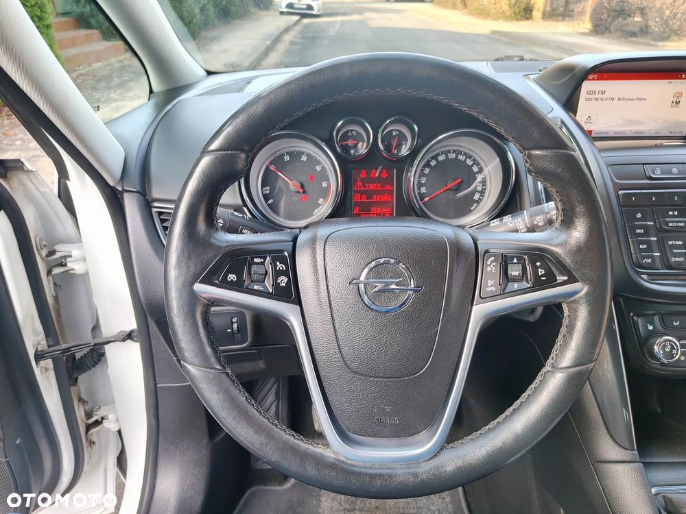 Opel Zafira - 32