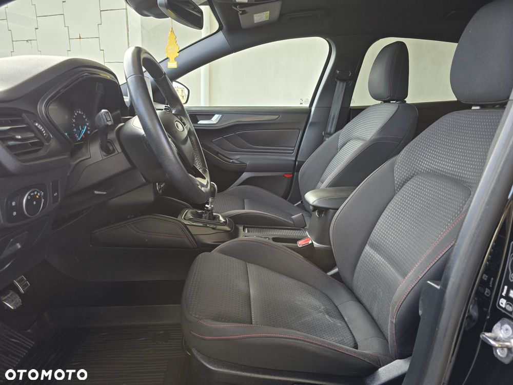 Ford Focus 1.5 EcoBlue SCR ST-Line - 18