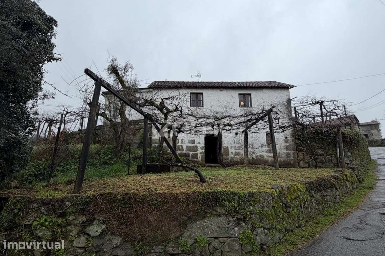 Moradia T2 para renovação