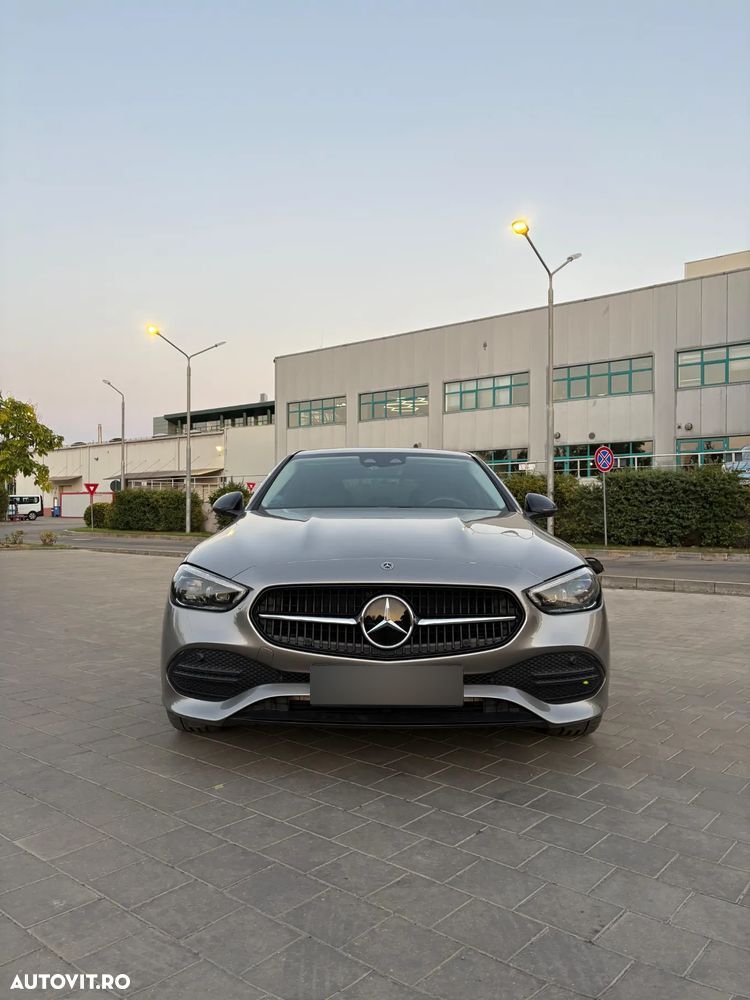 Mercedes-Benz C 300 MHEV - 8