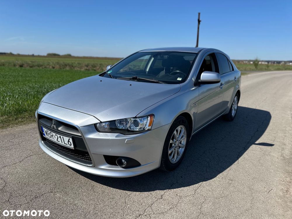 Mitsubishi Lancer - 16