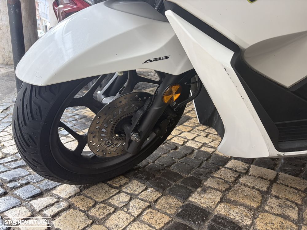 Honda PCX125 2023 (934375) - 10
