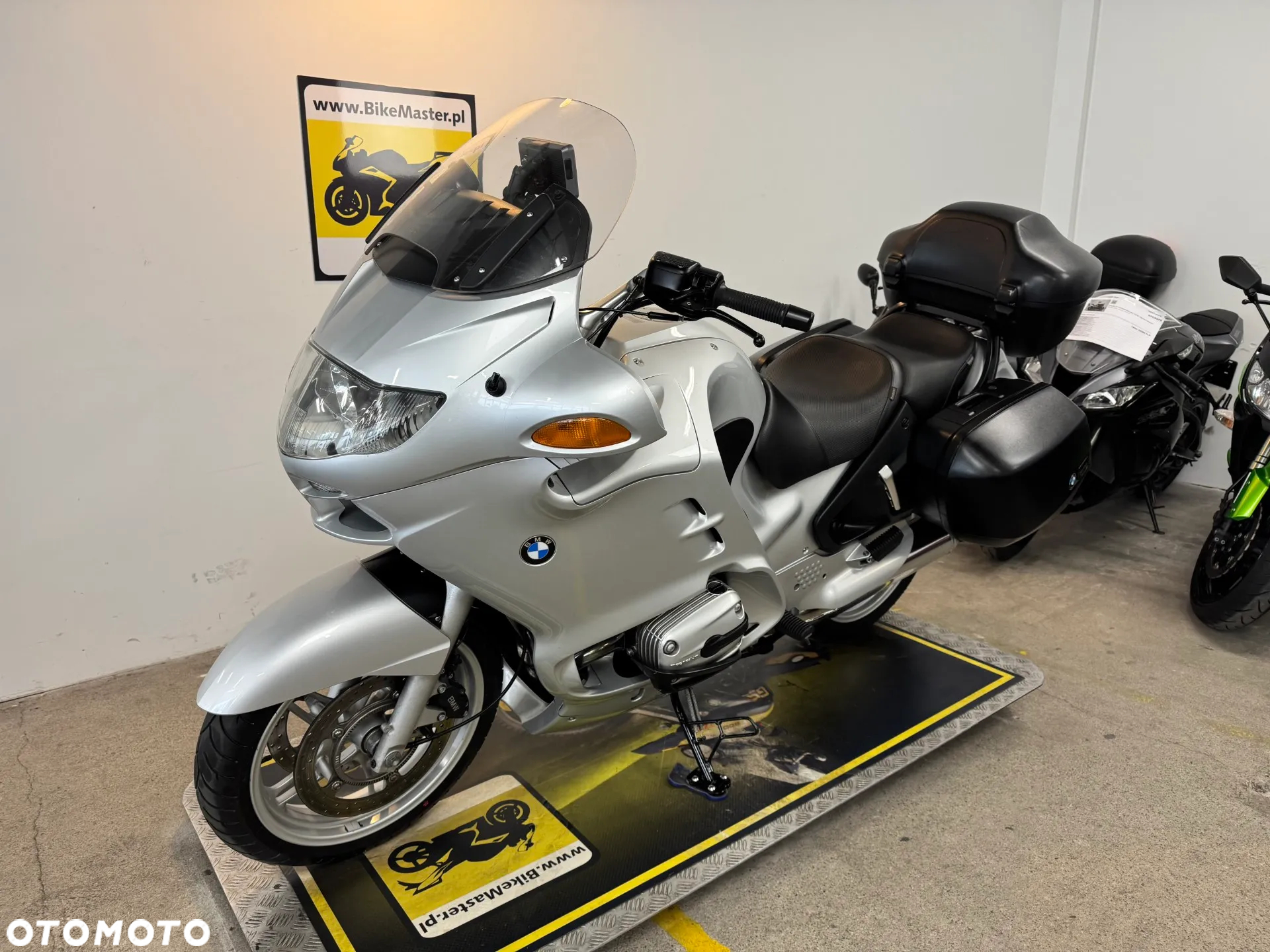 BMW R - 4
