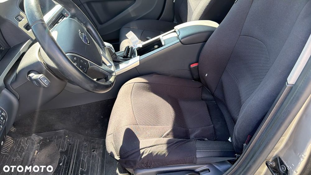 Volvo V60 - 17