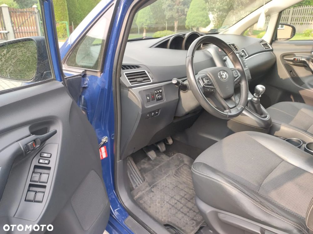 Toyota Verso 1.6 D-4D Prestige 7os EU6 - 7