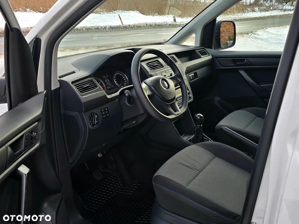 Volkswagen CADDY - 9