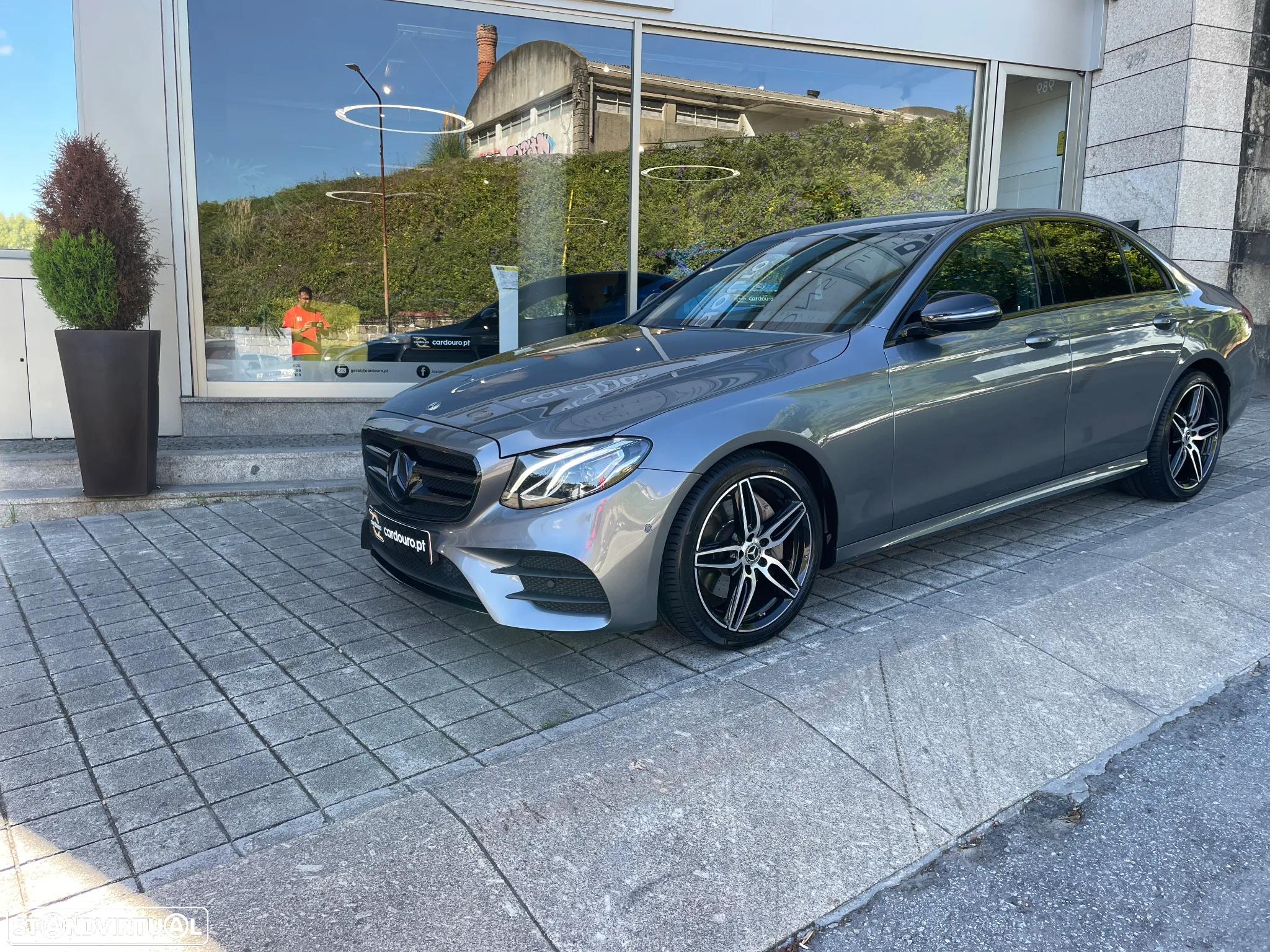 Mercedes-Benz E 220 d AMG - 3