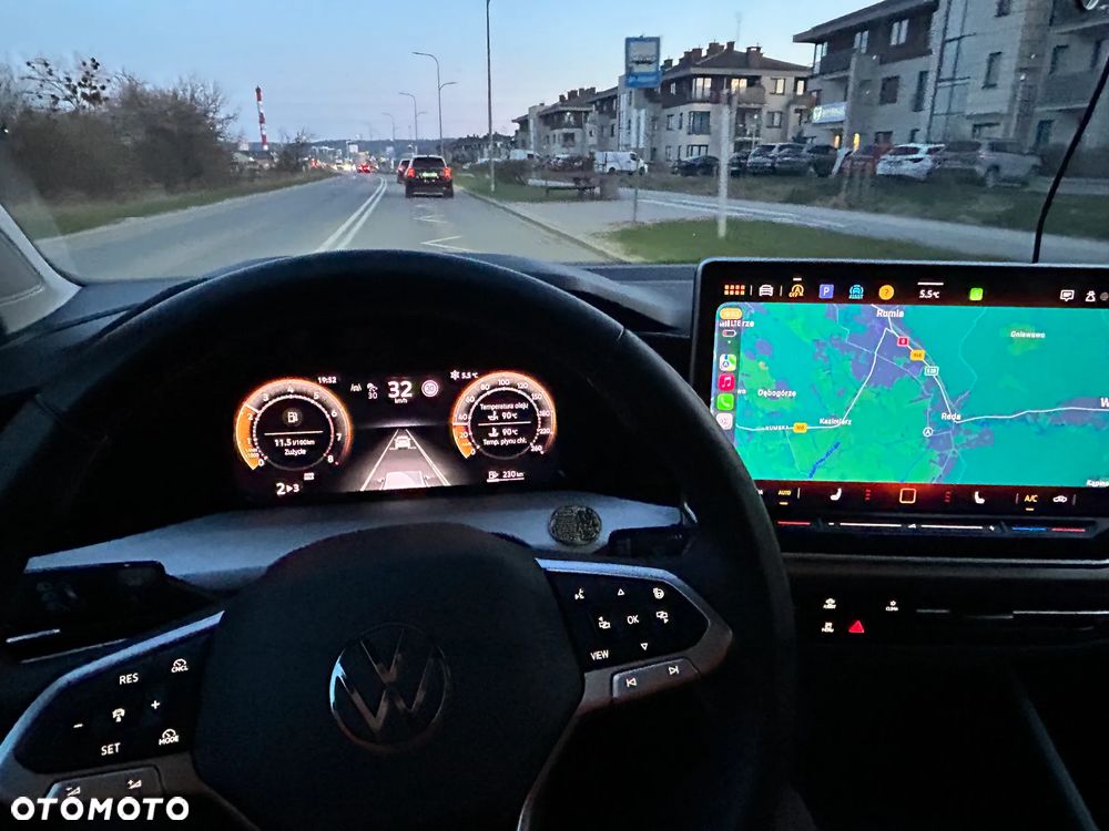 Volkswagen Golf 1.5 TSI Special Edition - 12