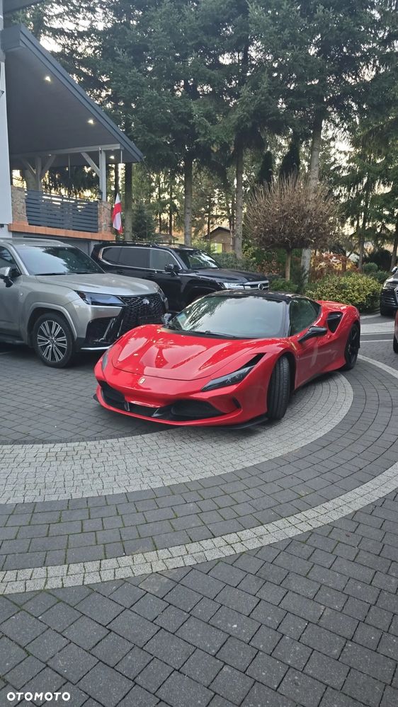 Ferrari F8 Tributo - 32