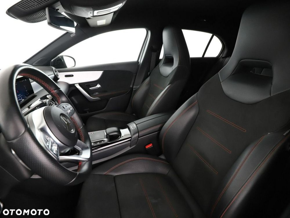 Mercedes-Benz Klasa A 180 7G-DCT AMG Line - 14