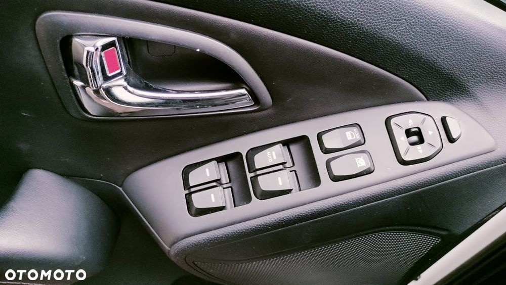 Hyundai ix35 2.0 CRDi 4WD Automatik Style - 20