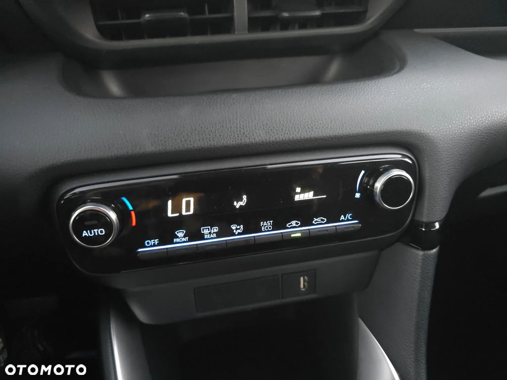 Toyota Yaris Hybrid 1.5 Comfort - 25