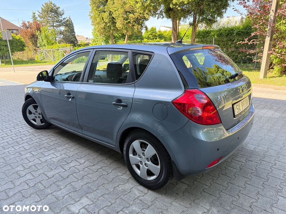 Kia Ceed 1.6 Optimum - 14