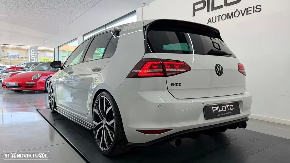 VW Golf GTI (BlueMotion ) DSG - 7