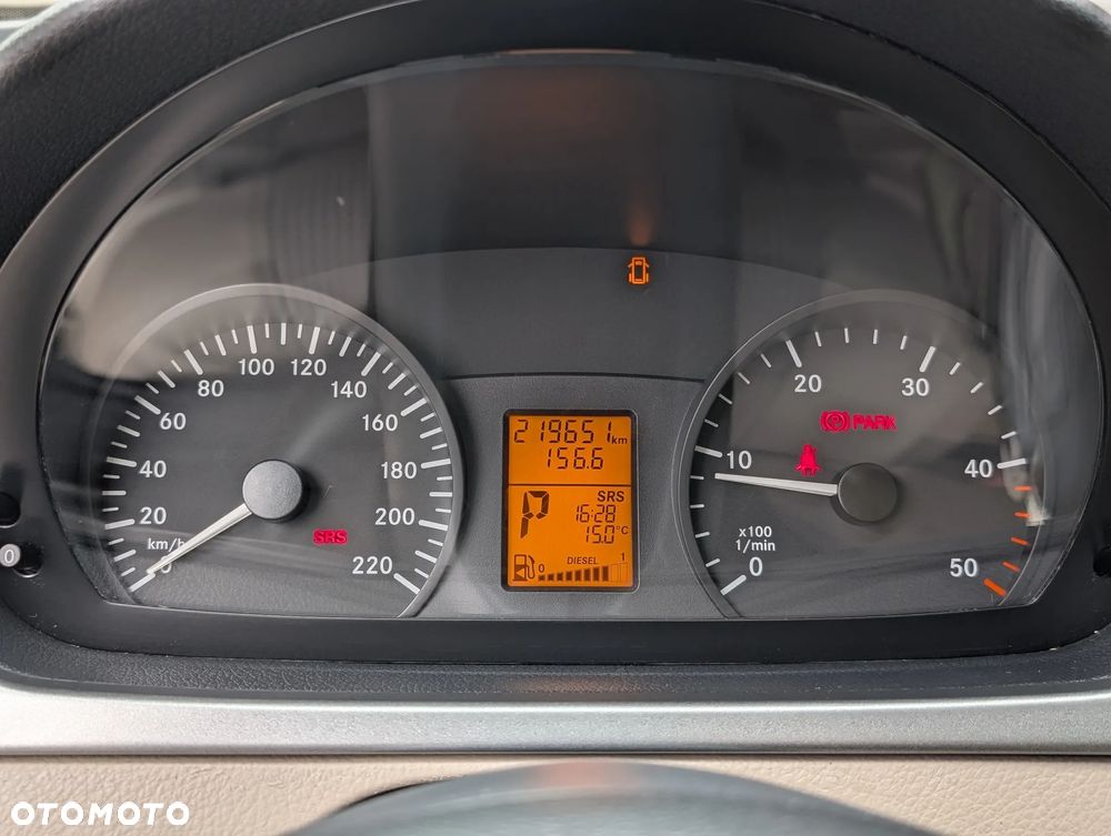 Mercedes-Benz Viano - 16