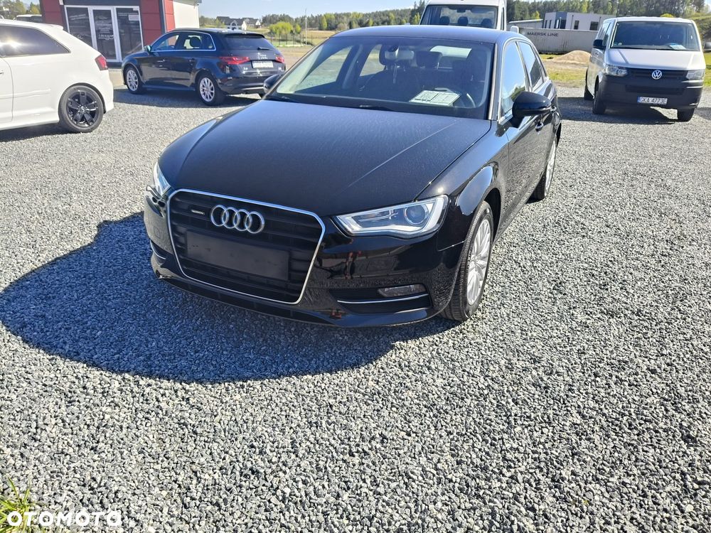 Audi A3 Sportback 1.6 TDI ultra Attraction - 5