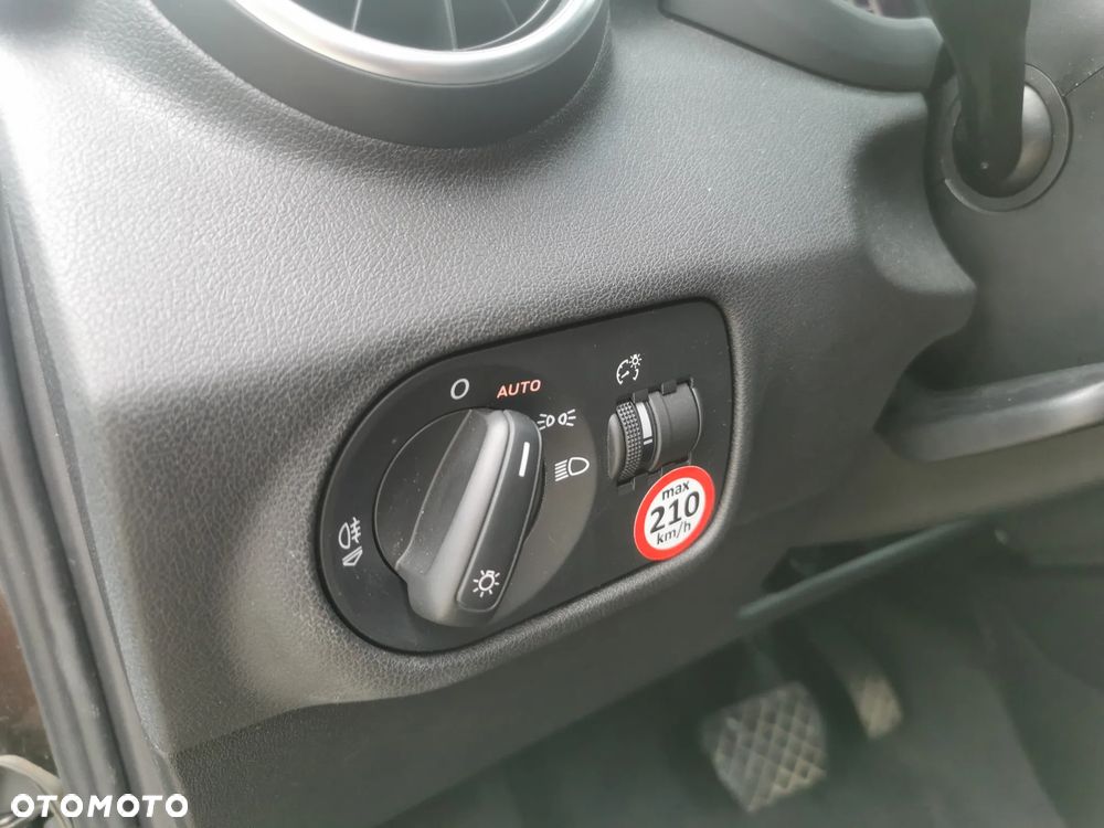 Audi A1 3-drzwiowe 1.4 TFSI S tronic Attraction - 14