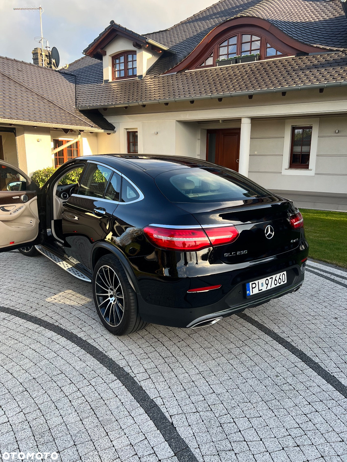Mercedes-Benz GLC 250 4-Matic - 3