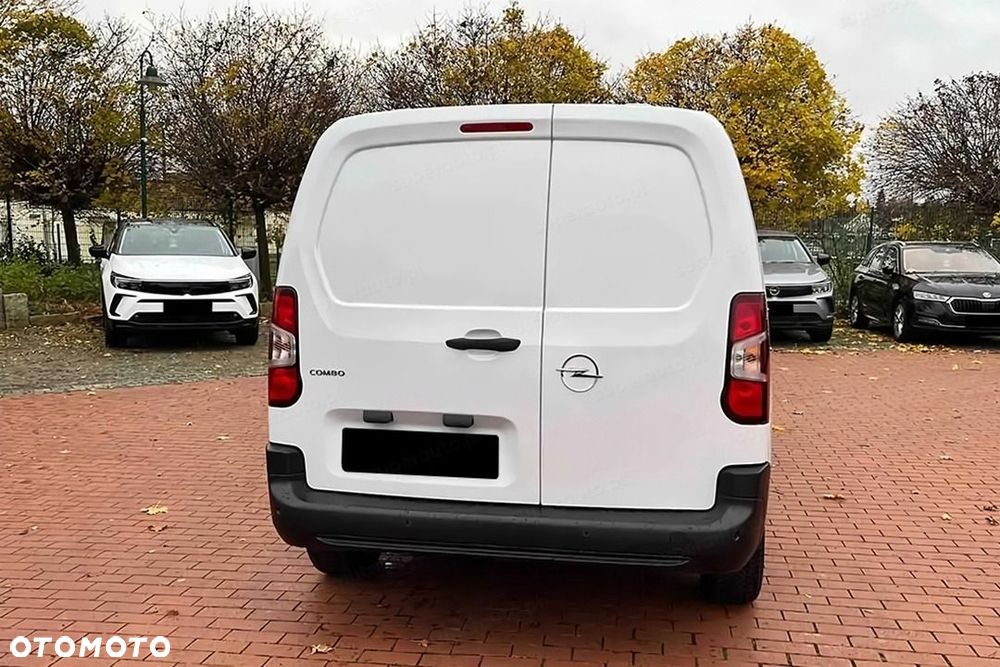 Opel Combo Van XL L2H1 1.5 130KM - 5