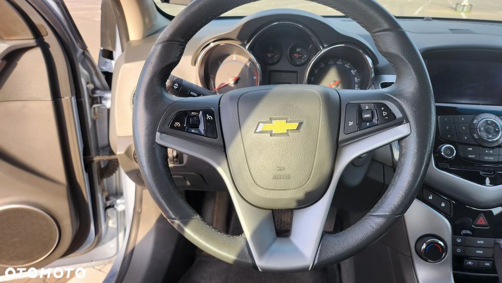 Chevrolet Cruze 2.0 Automatik LT - 8