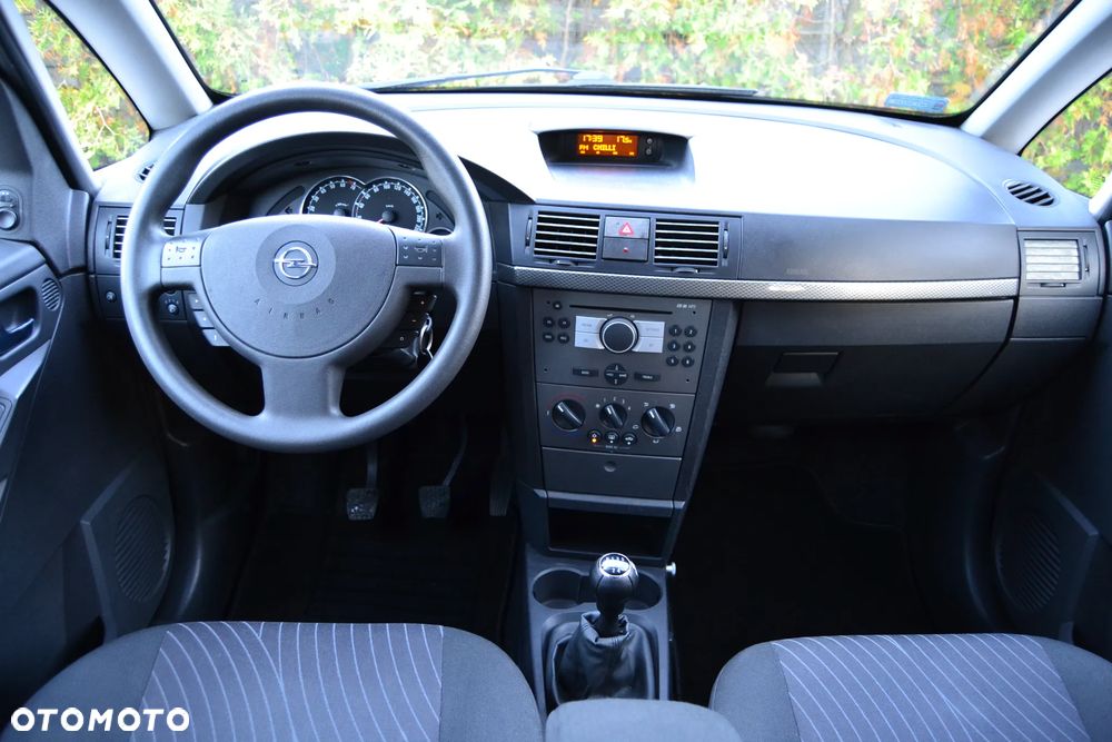 Opel Meriva 1.6 Cosmo - 21