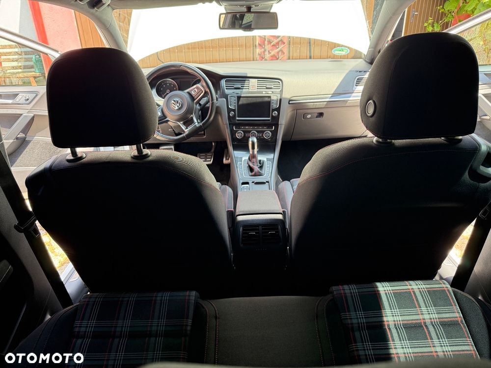 Volkswagen Golf GTI Performance BlueMotion Technology DSG - 15